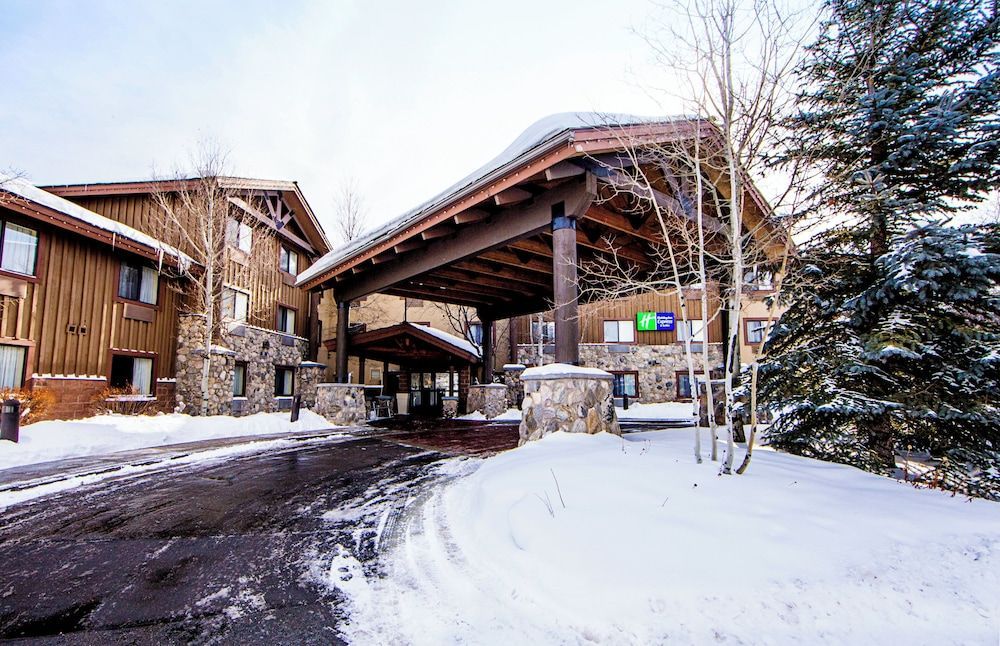 Holiday Inn Express & Suites PARK CITY by IHG 1