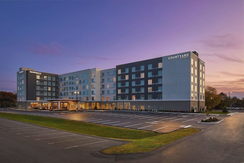 Courtyard by Marriott Albany Airport 1