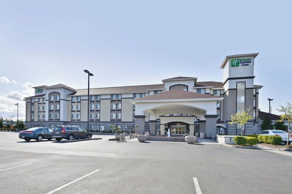 Holiday Inn Express & Suites TACOMA SOUTH - LAKEWOOD by IHG 1