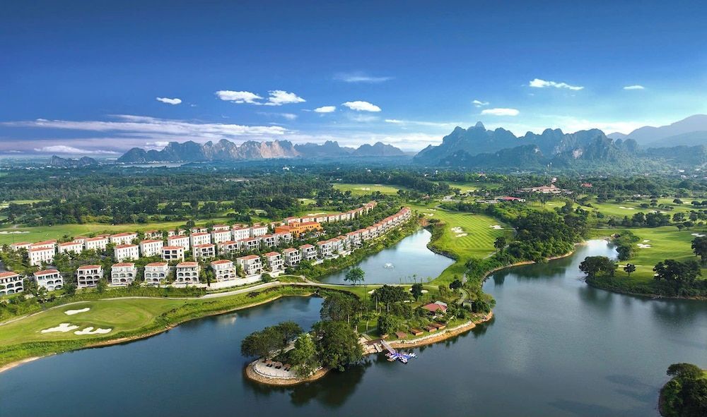 Wyndham Sky Lake Resort and Villas 1