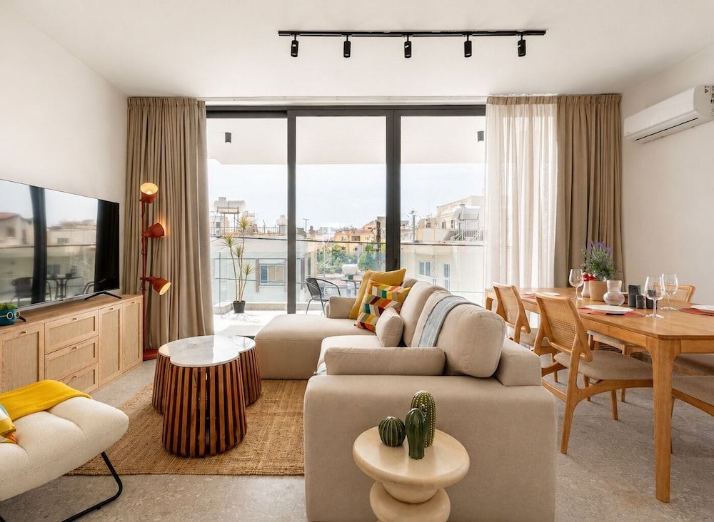 Solara - Stylish Balcony Apartments in Larnaca 1