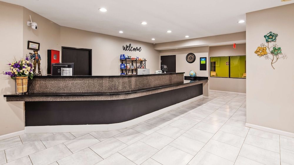SureStay Hotel by Best Western Orange 2
