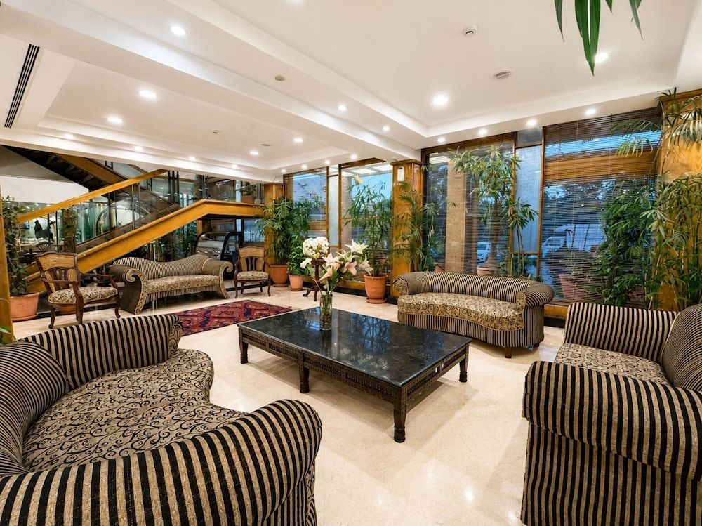 Hotel Crown Plaza Islamabad 2