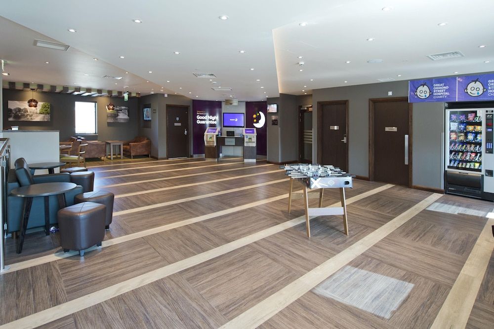 Premier Inn Addlestone 2