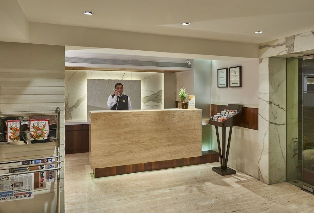Hotel Bawa Continental Juhu Beach 2