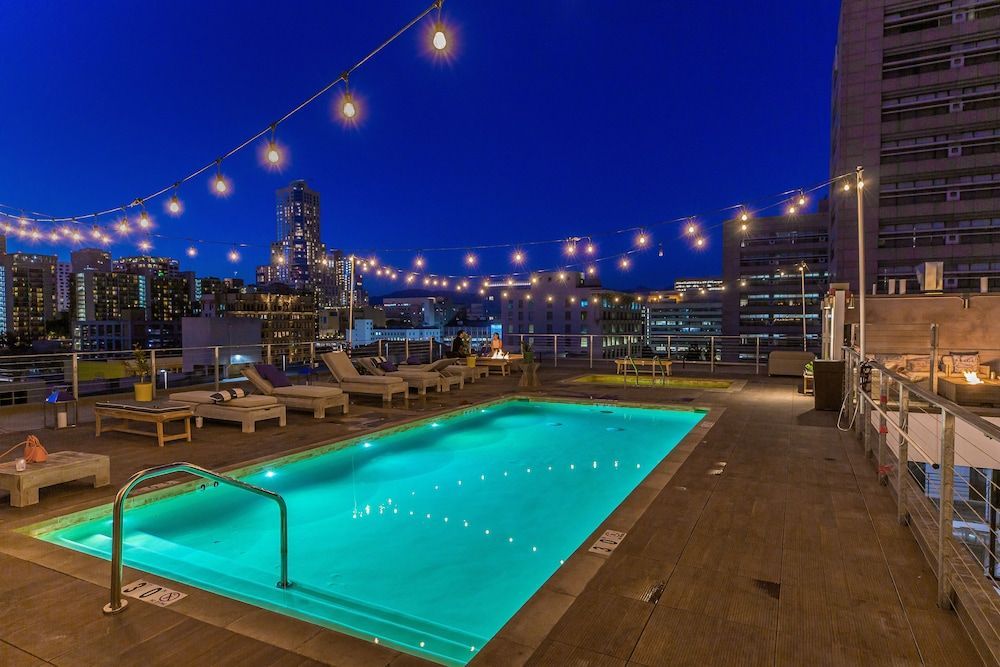 One Lux Stay HWH Downtown Los Angeles 1