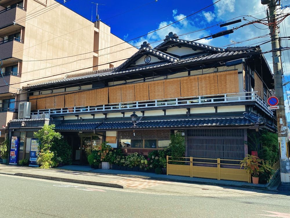 Ryokan Sawaya Honten 1