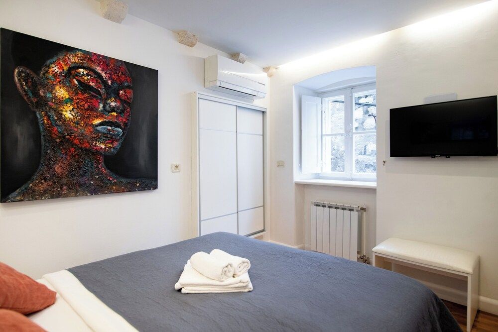 LUAN OLD TOWN APARTMENT by DuHomes 2