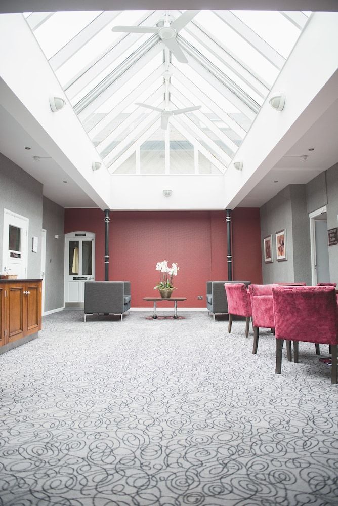 Mere Court Hotel 2