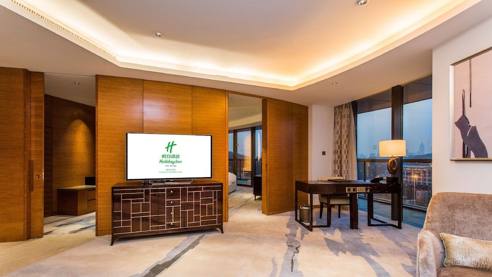 Holiday Inn Nanjing Xuanwu Lake by IHG 2