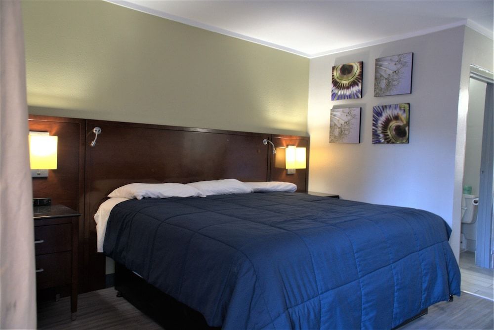Eastern Shore Motel 2