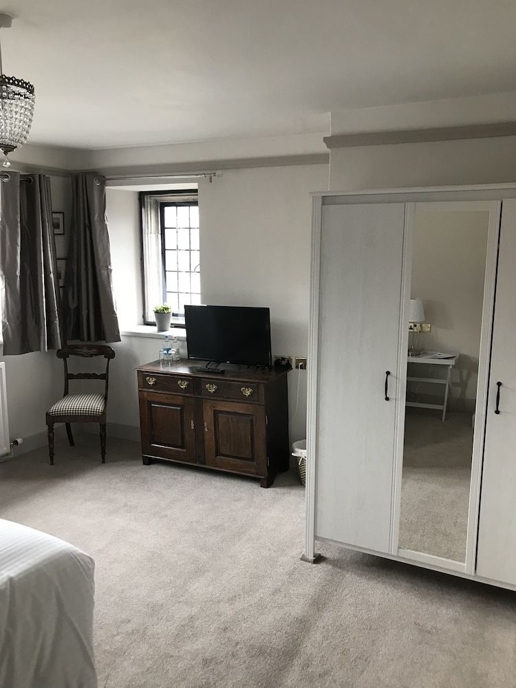 Bankes Arms Hotel 2