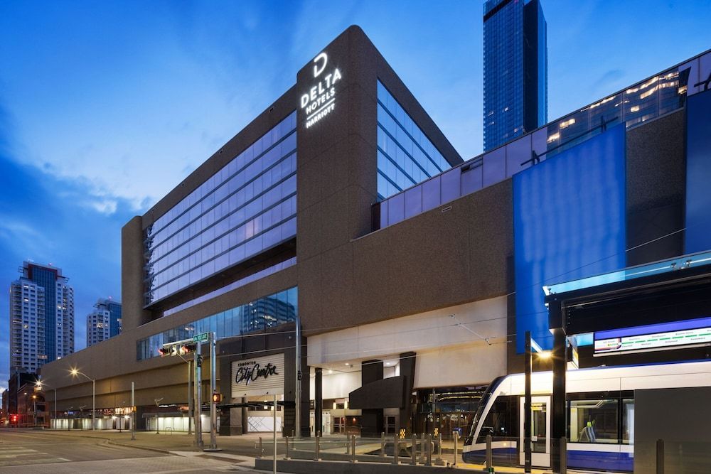 Delta Hotels by Marriott Edmonton Centre Suites 1