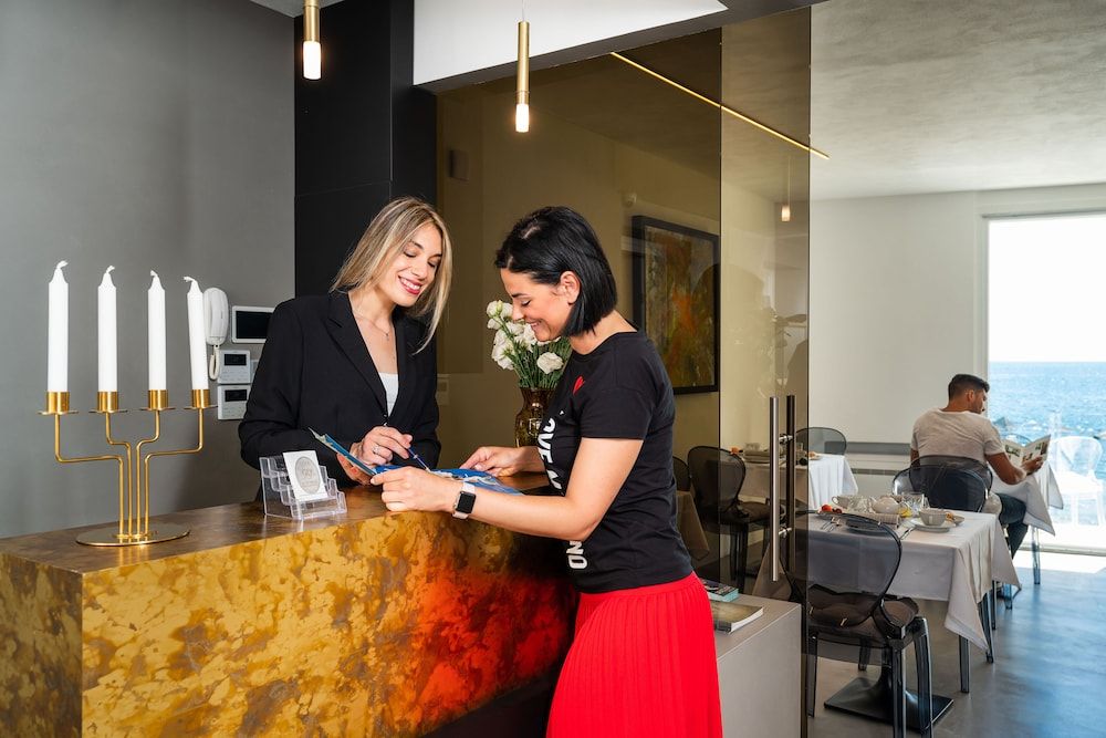 Re Dionisio Luxury Suites 2
