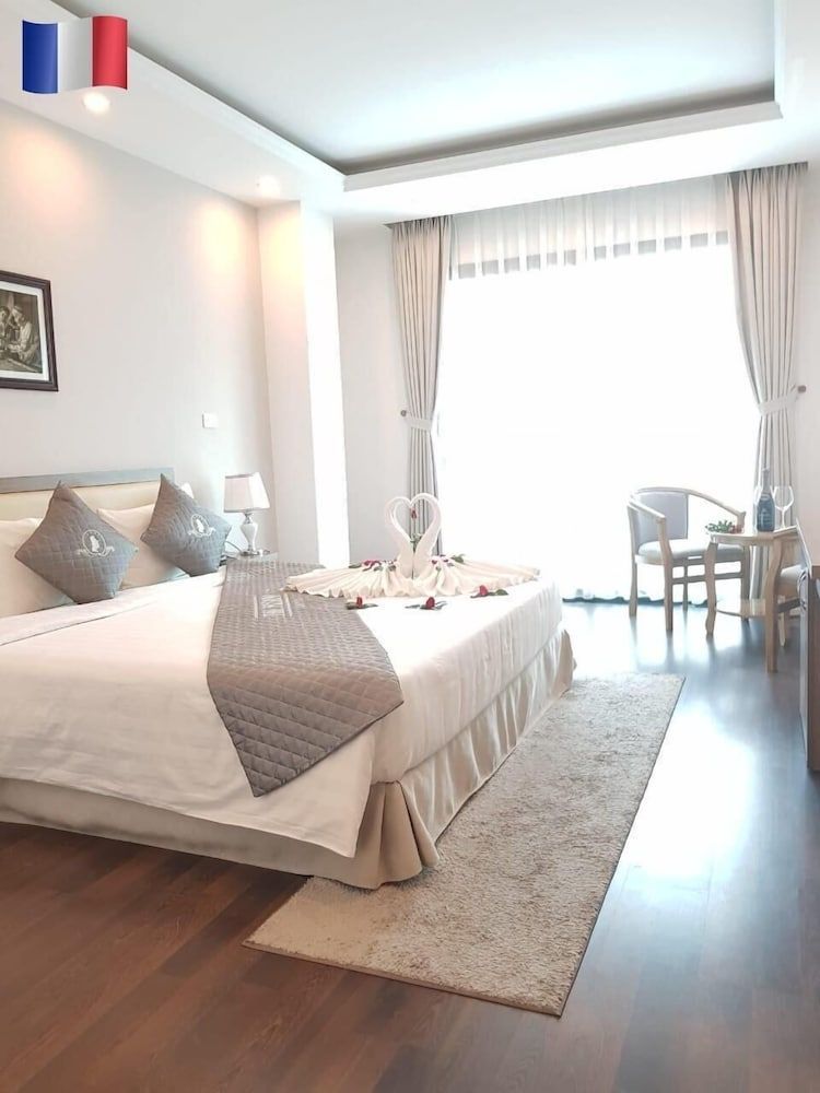 The Pilgrim Hotel 1
