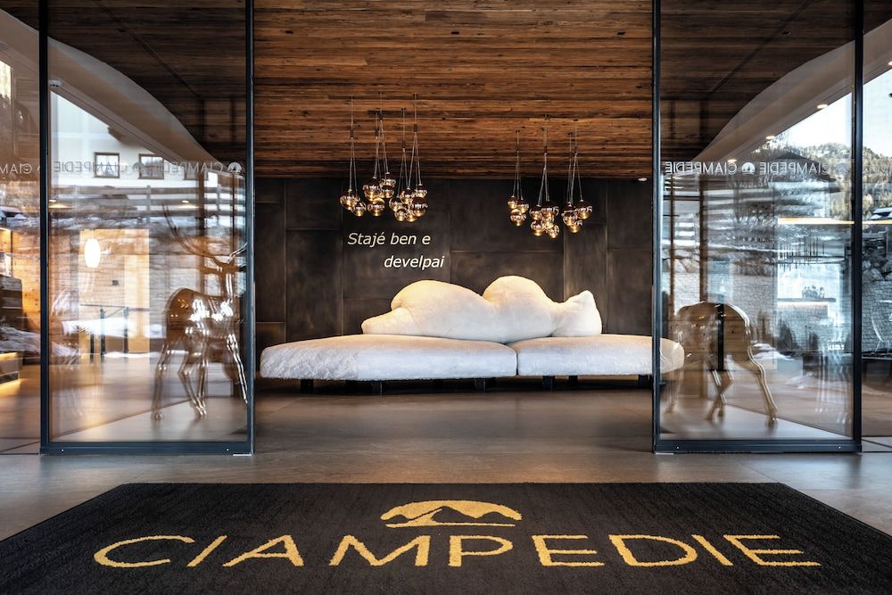 Ciampedie Luxury Alpine Spa Hotel 2