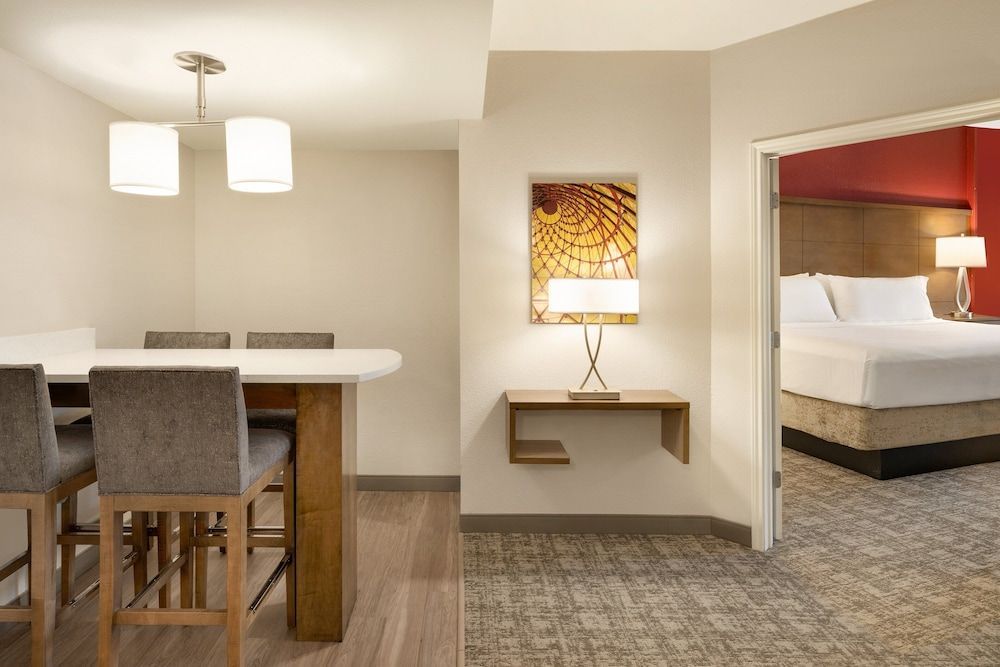 Staybridge Suites SAN ANTONIO DOWNTOWN CONV CTR by IHG 2