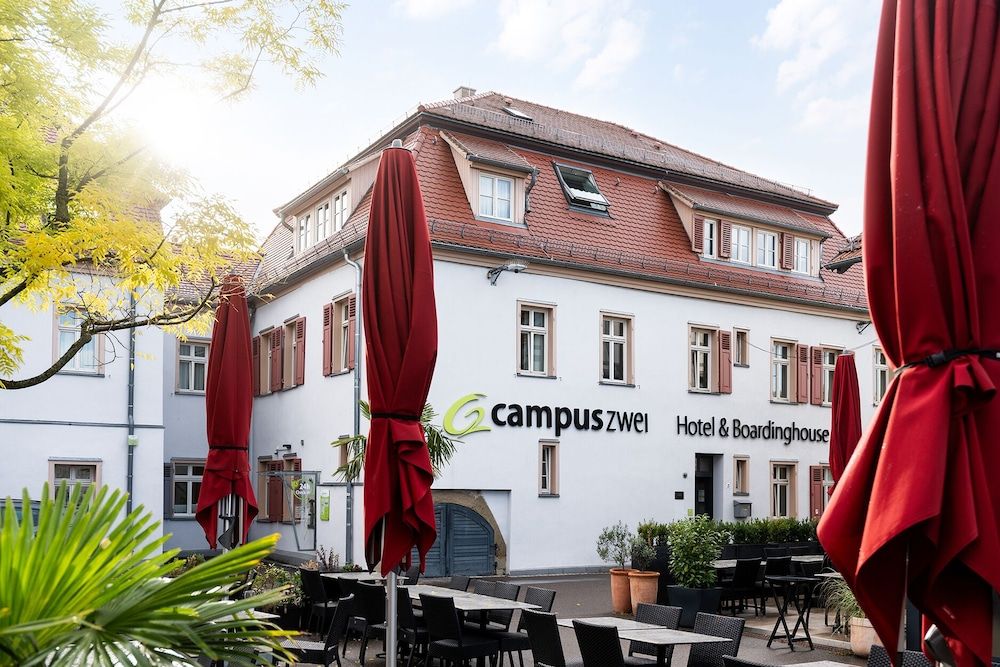 Hotel CampusZwei Komfortable Doppelzimmer & Apartments mit Küche Zentral in Ludwigsburg ideal für Business & Langzeitaufenthalte 24h Check in Kinder bis 14 Jahre übernachten kostenlos 1