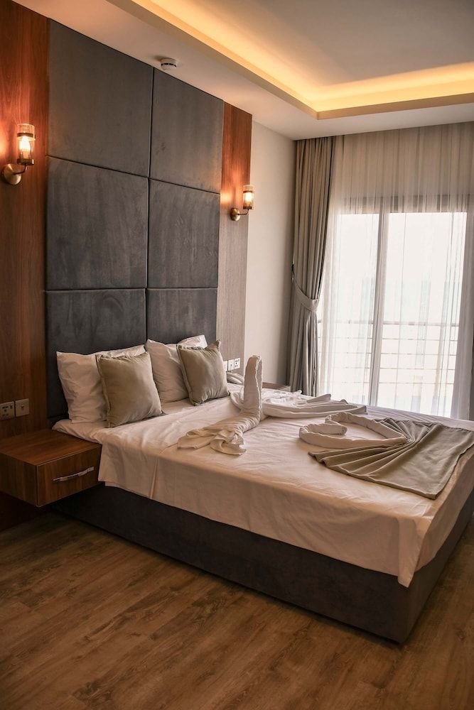 Mimoza Beach Hotel 2