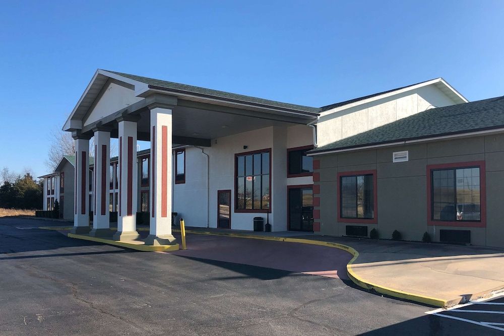 Quality Inn & Suites Mount Vernon 1