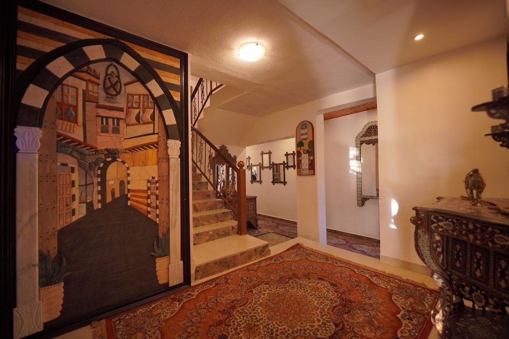 Petra Plaza Hotel 2