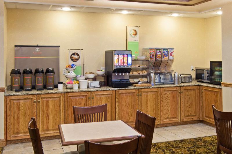 Quality Inn & Suites 1