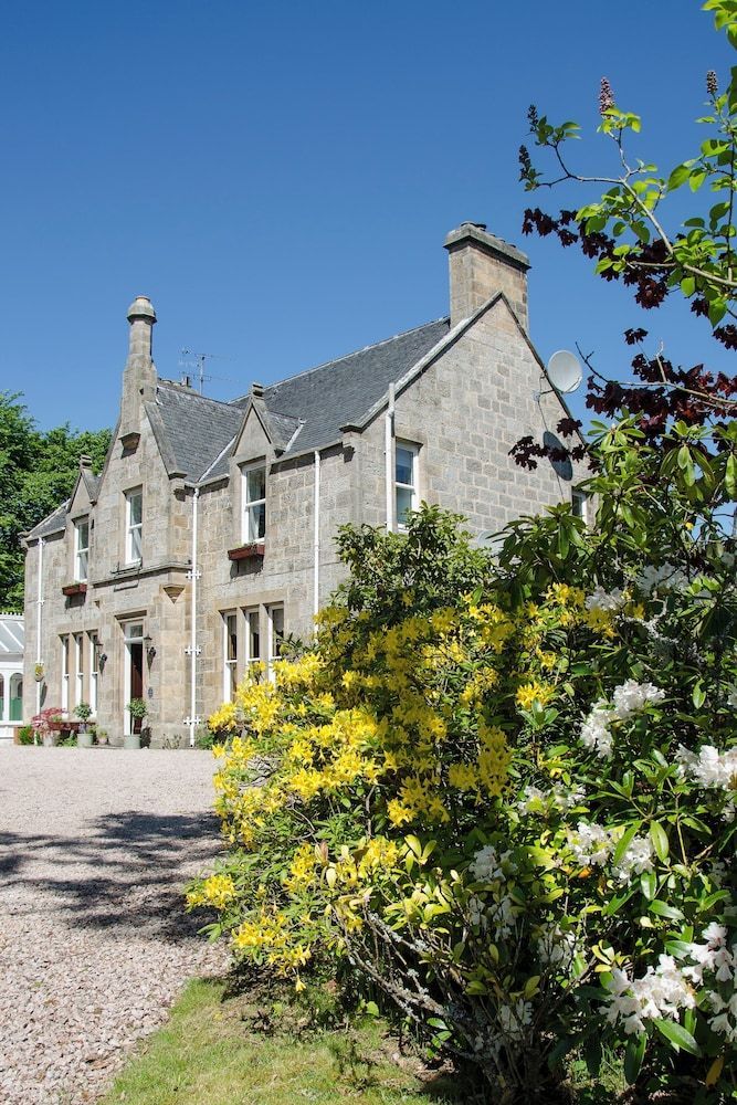 Ravenscourt Guest House 1