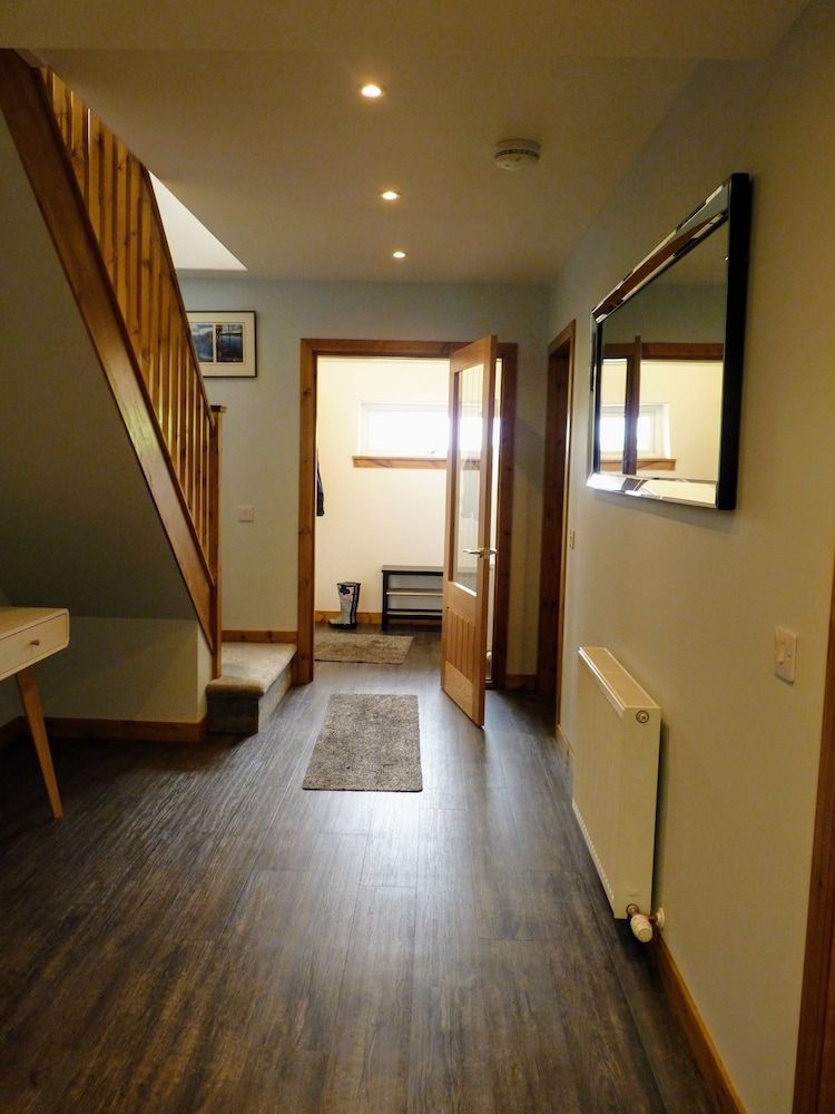 Skye Lodge 2
