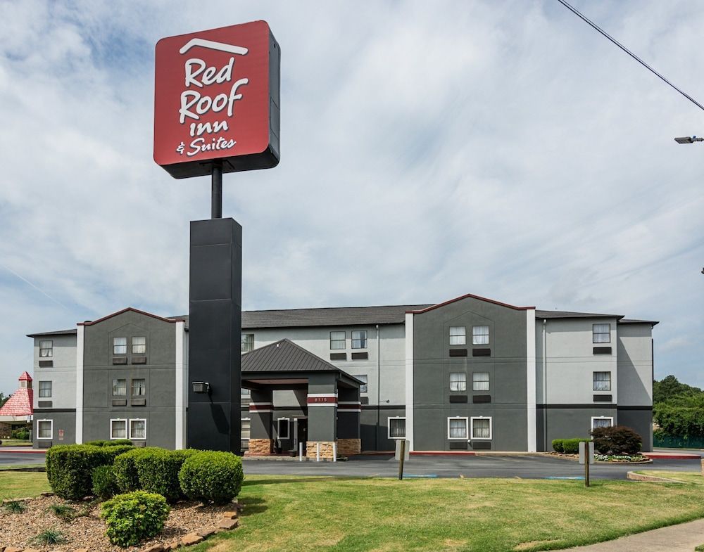 Red Roof Inn & Suites Little Rock 1
