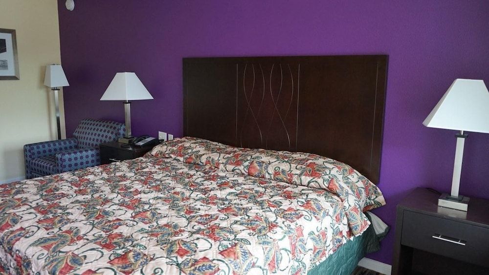 Village Motor Inn 2