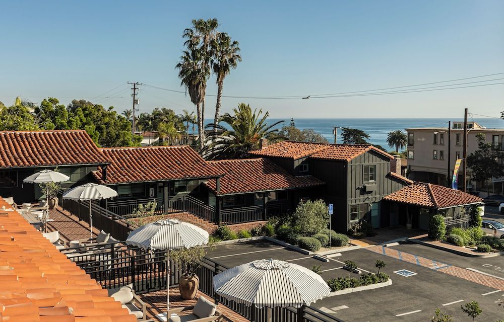 Woods Cove Inn 1