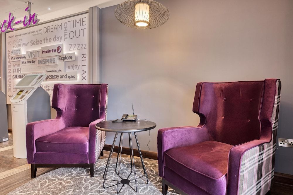 Premier Inn Plymouth City Centre - Derry's Cross 2