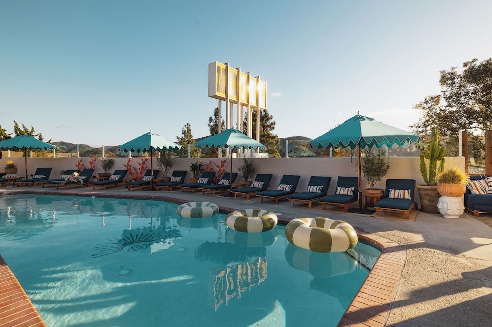 Skyview Los Alamos - 21 & Over Pool 1