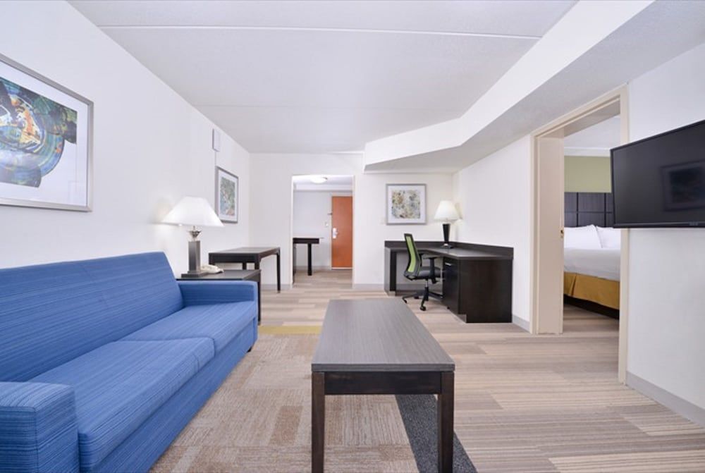 Holiday Inn Express Hotel & Suites Mooresville - Lake Norman by IHG 2