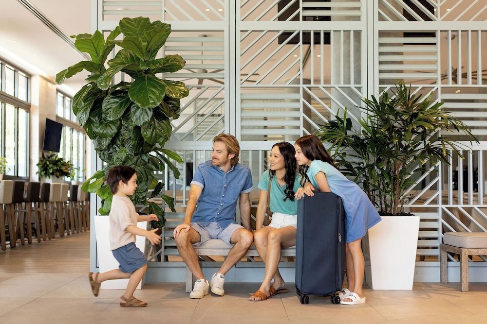 Holiday Inn & Suites Sunshine Coast, an IHG Hotel 1