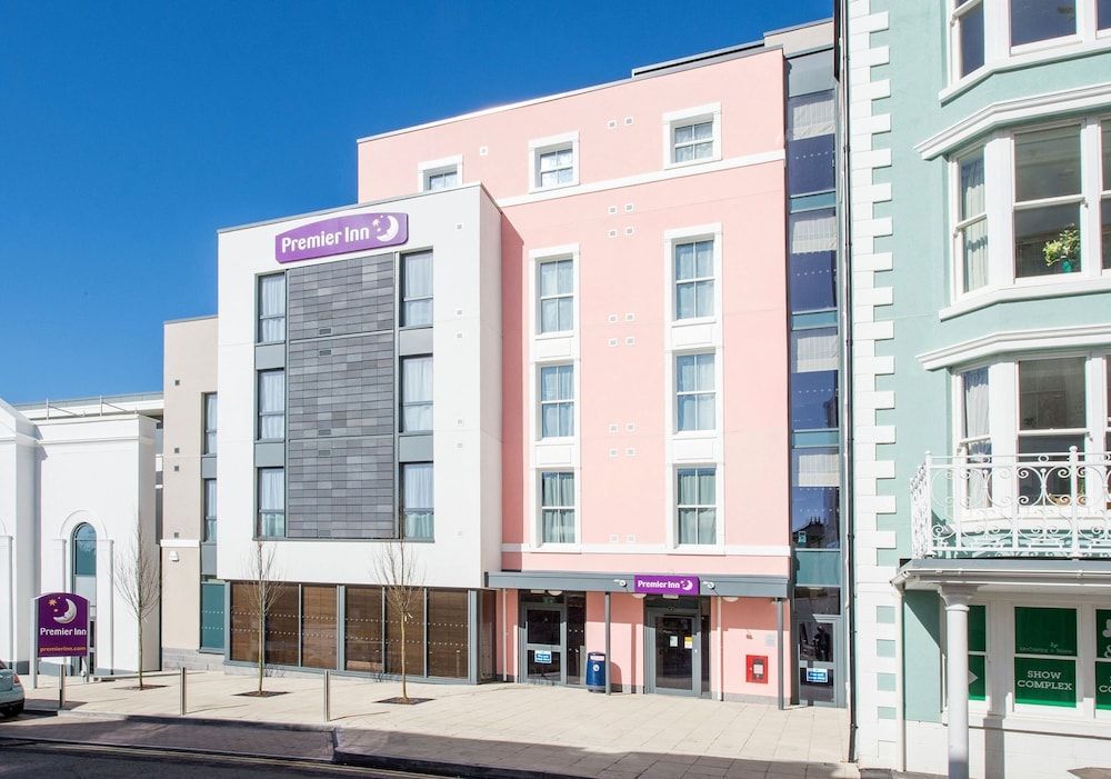 Premier Inn Tenby Town Centre 1