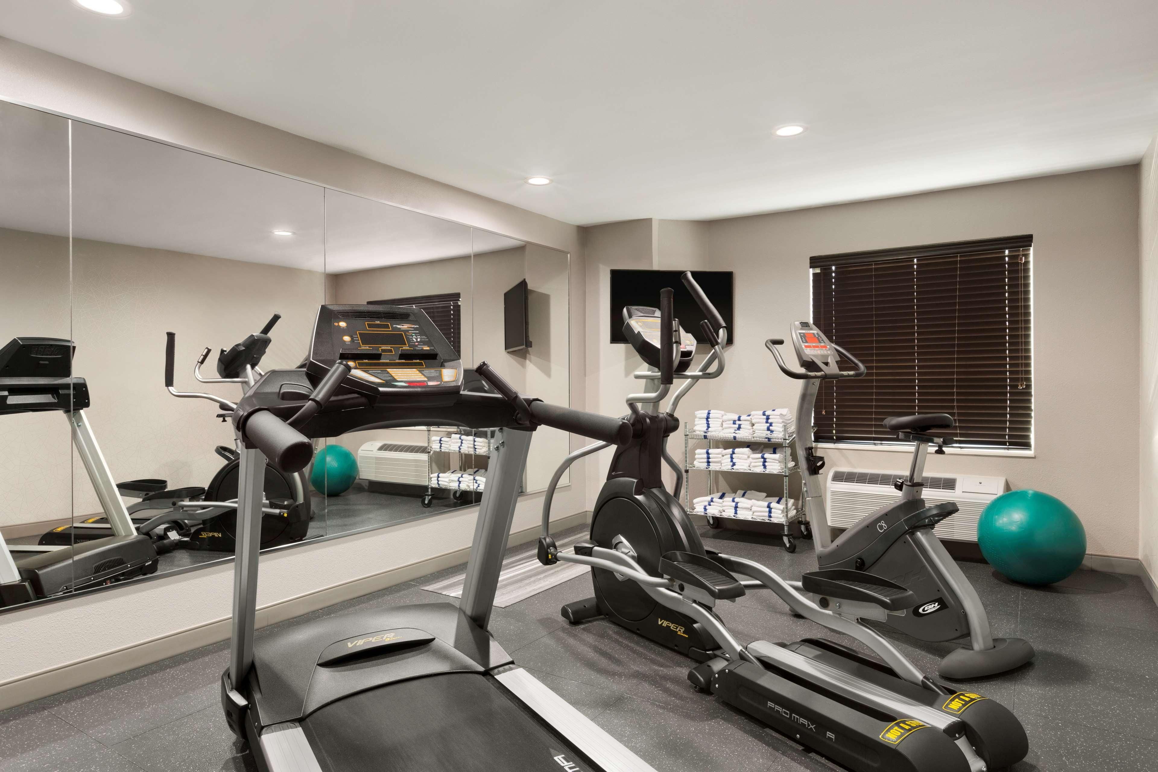 Country Inn & Suites by Radisson, San Antonio Medi 2