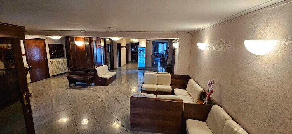 Hotel Mediterranea 2