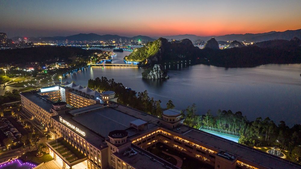 Wyndham Grand Zhaoqing Downtown 1