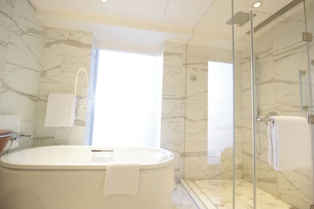 Crowne Plaza MACAU by IHG 2