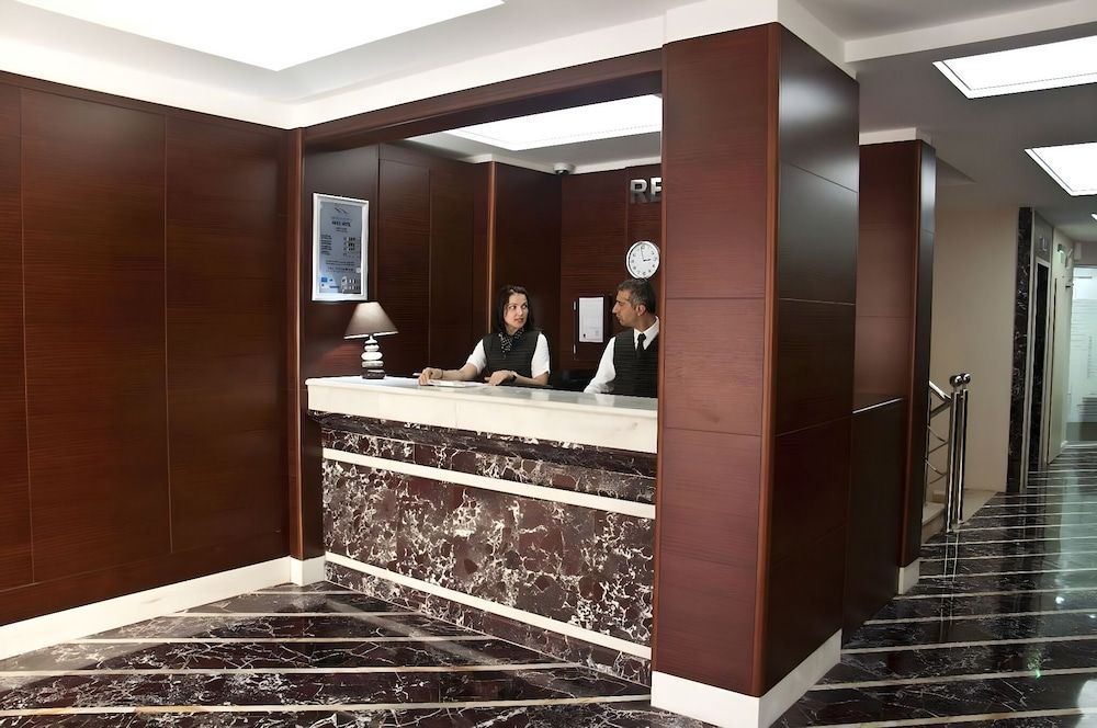 Abel Hotel 2