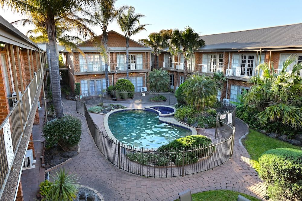 Quality Hotel Melbourne Airport 2