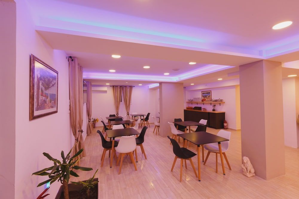 Stellatos House 2