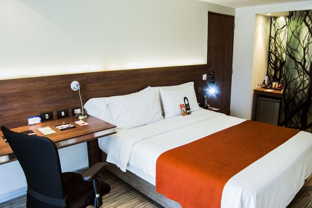 Bogotá 100 Design Hotel By Sarasti 2