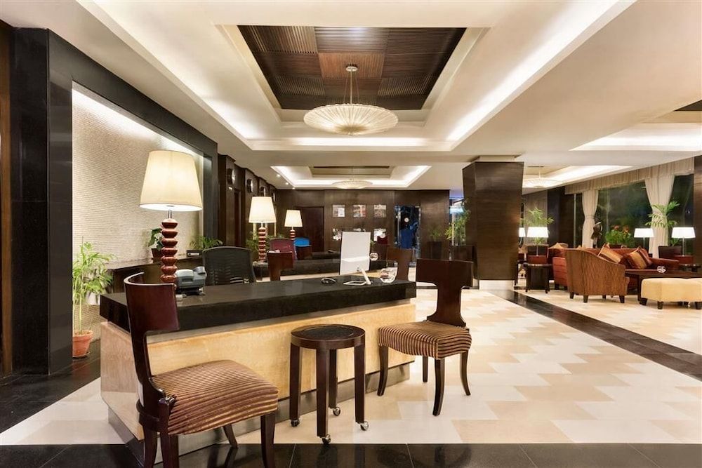 Ramada Plaza by Wyndham Karachi Airport Hotel 1