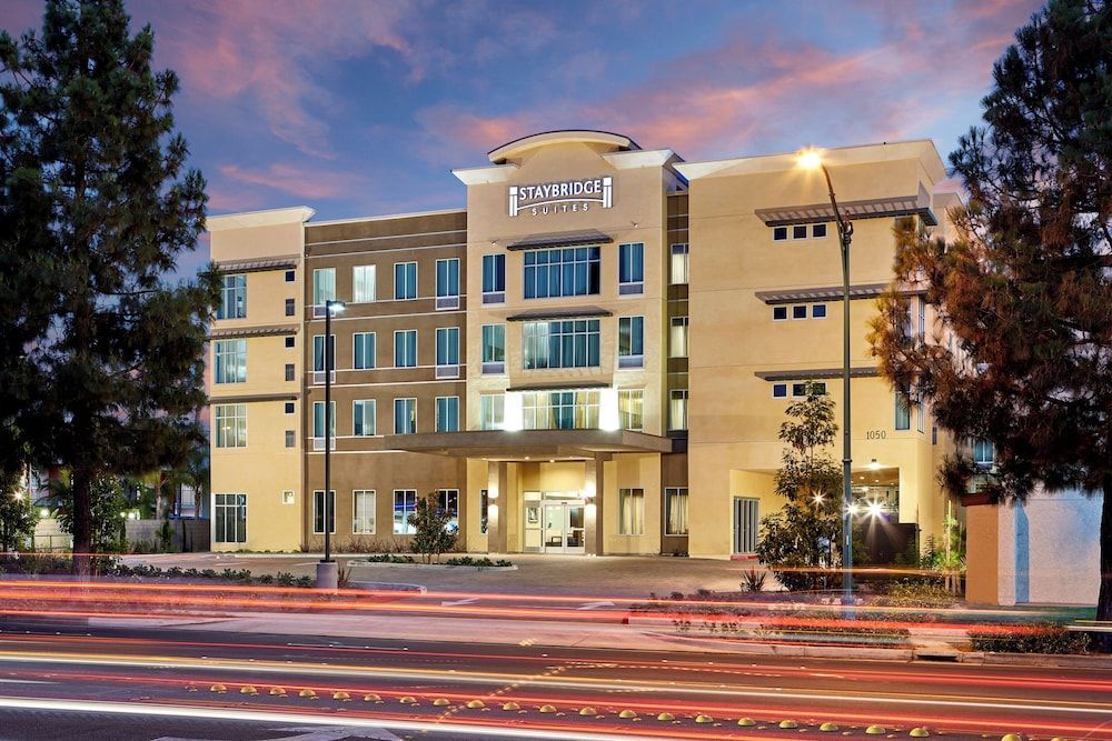 Staybridge Suites ANAHEIM AT THE PARK by IHG 1