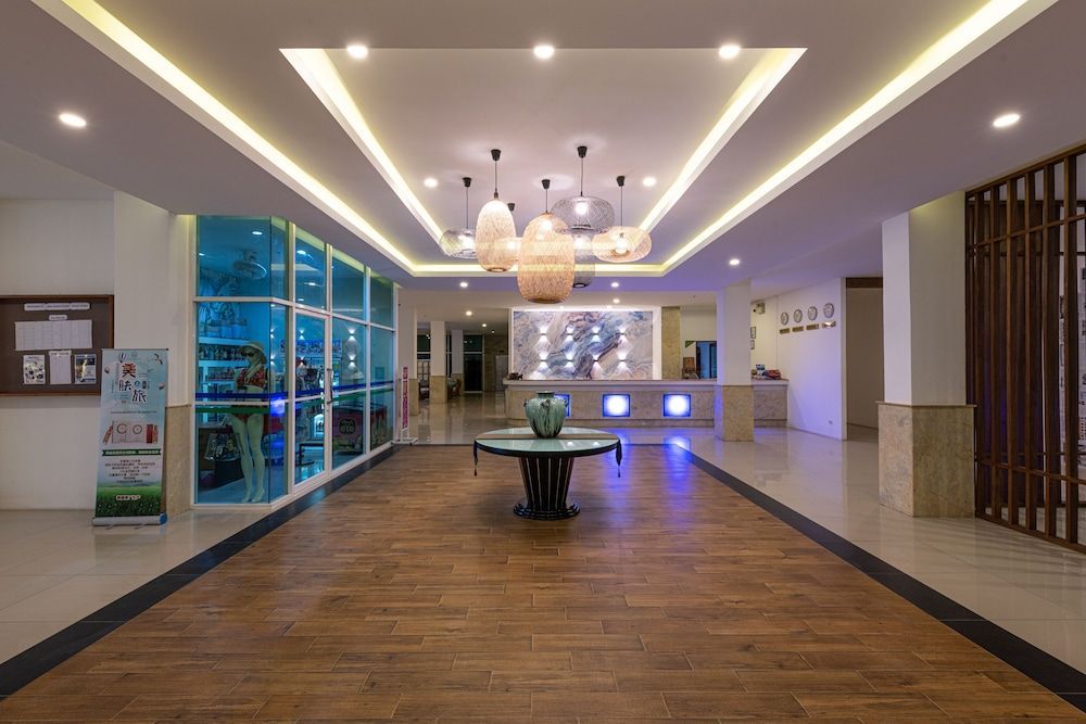 Blue Beach Grand Resort And Spa 2