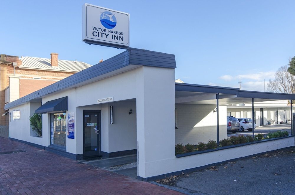 Victor Harbor City Inn 1
