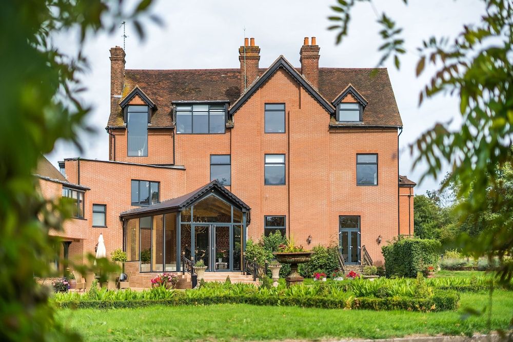 Guildford Manor Hotel & Spa 1