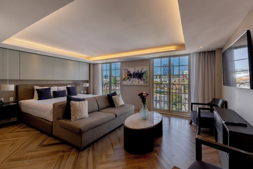 Isaaya Hotel Boutique by WTC 1